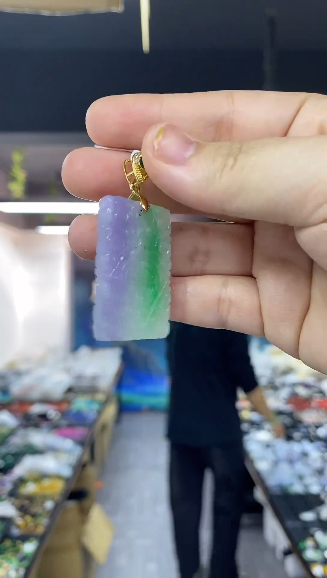 颈饰未镶嵌翡翠多样性发其一颜色微差