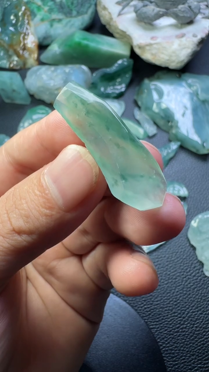 定制翡翠未镶嵌定制不退换