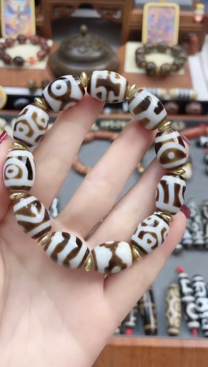 【闪购商品】玛瑙/玉髓手串未镶嵌高品达洛手串