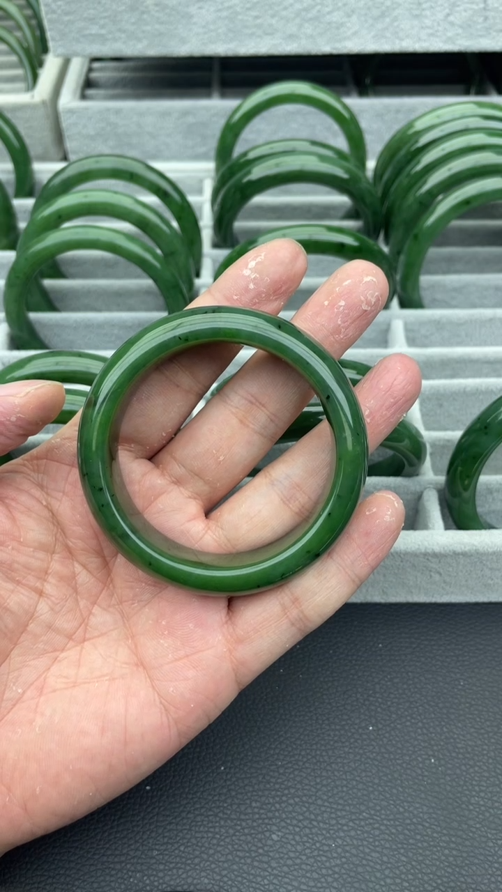 未镶嵌手镯和田玉（碧玉）94-56