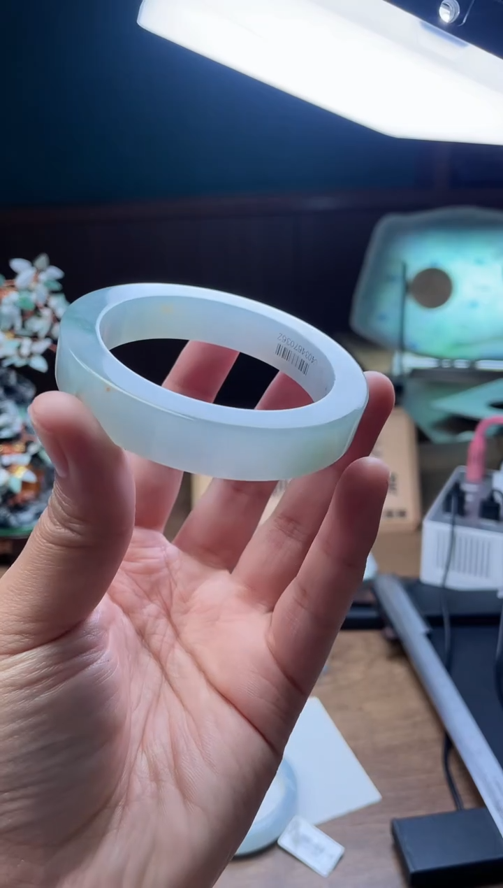 【闪购商品】定制翡翠手镯未镶嵌定制