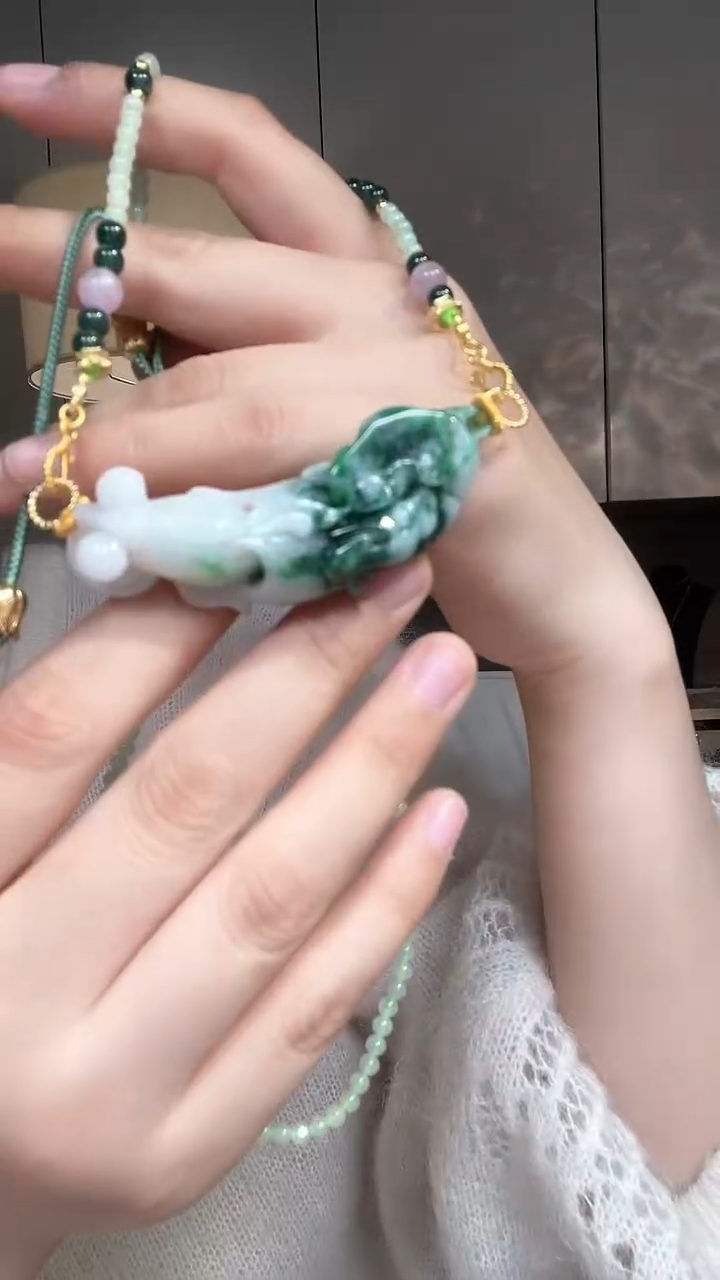 【闪购商品】翡翠颈饰未镶嵌吊坠