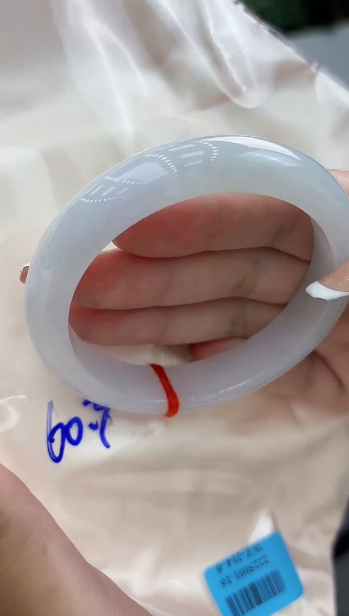 【闪购商品】翡翠手镯未镶嵌翡翠手镯