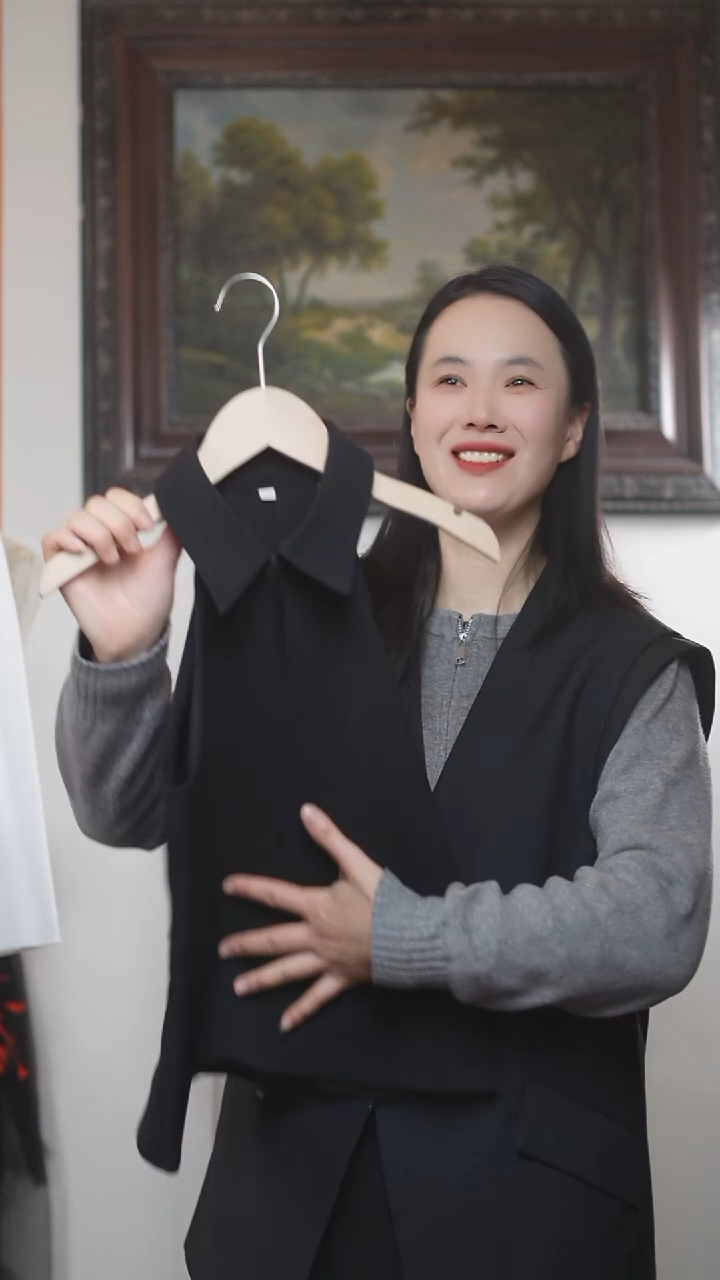 160背心艺桐轩儿童礼服