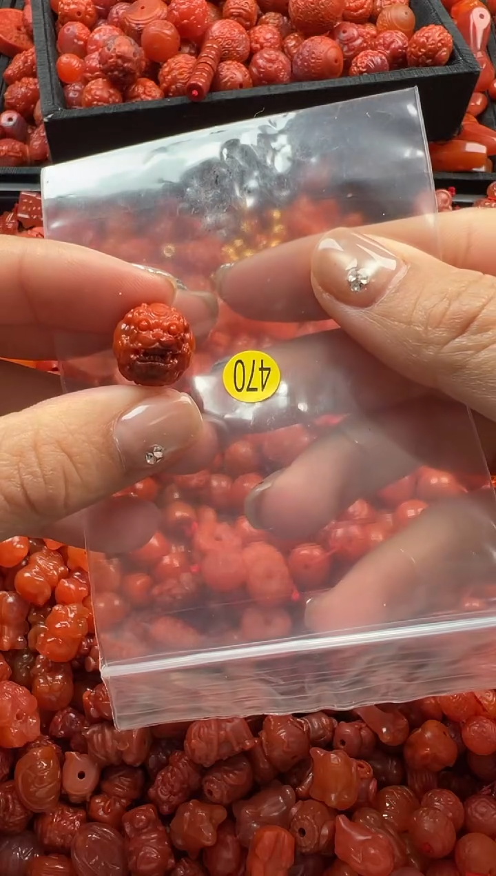 【闪购商品】南红玛瑙颈饰未镶嵌2