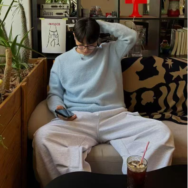 韩国东大门 正品 新款   男女同款  蓝色毛衣