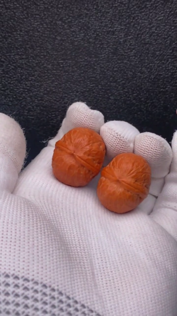 【闪购商品】文玩核桃把件蛇皮元宝38