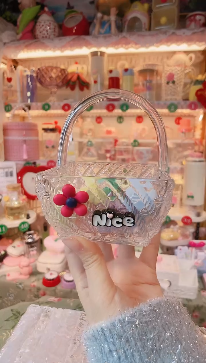 【闪购商品】摆件方形浮雕小提篮品质好，发货快，放心拍
