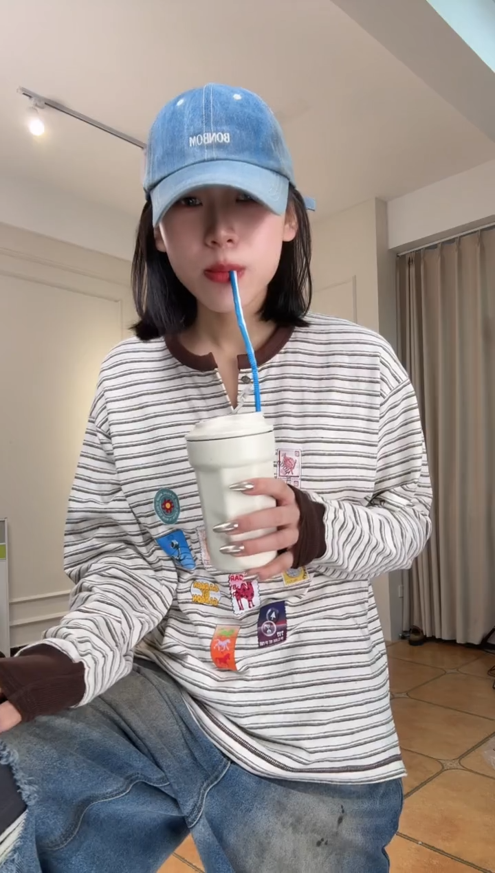 用****7设计师品牌灰色长袖TS码
