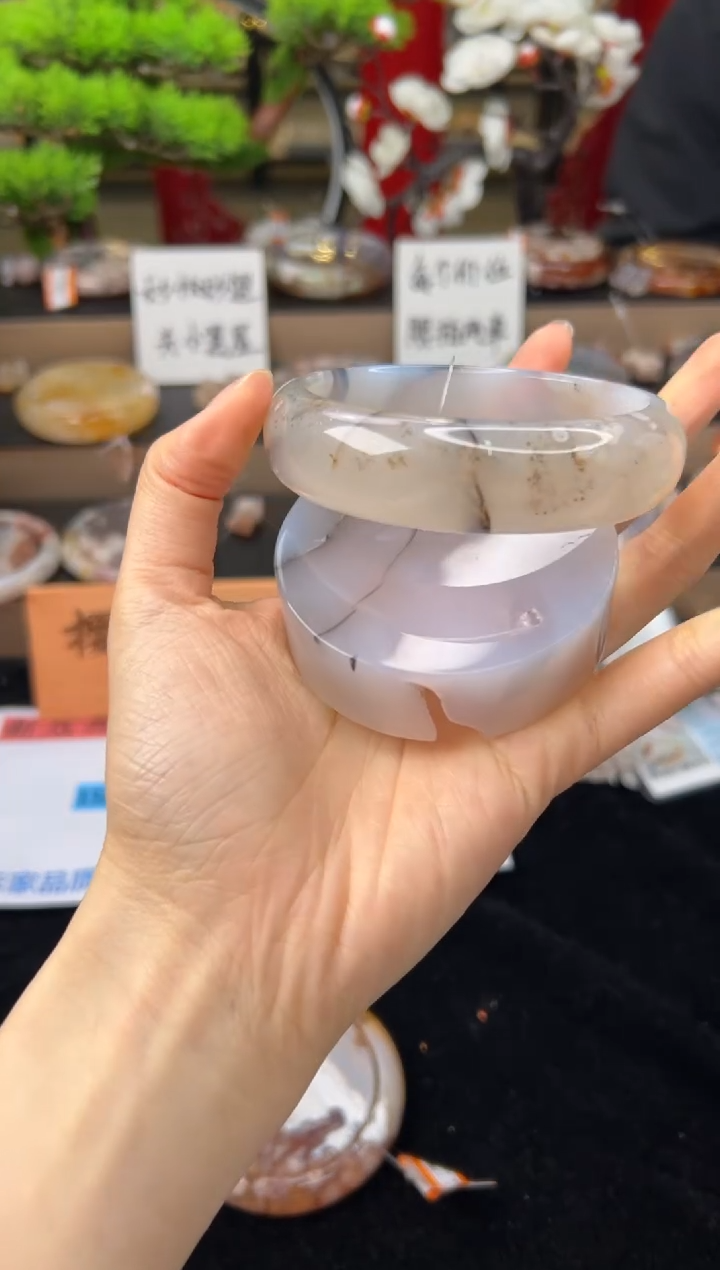 【闪购商品】石英质玉未镶嵌手镯63圈口（赠送镯心）62382