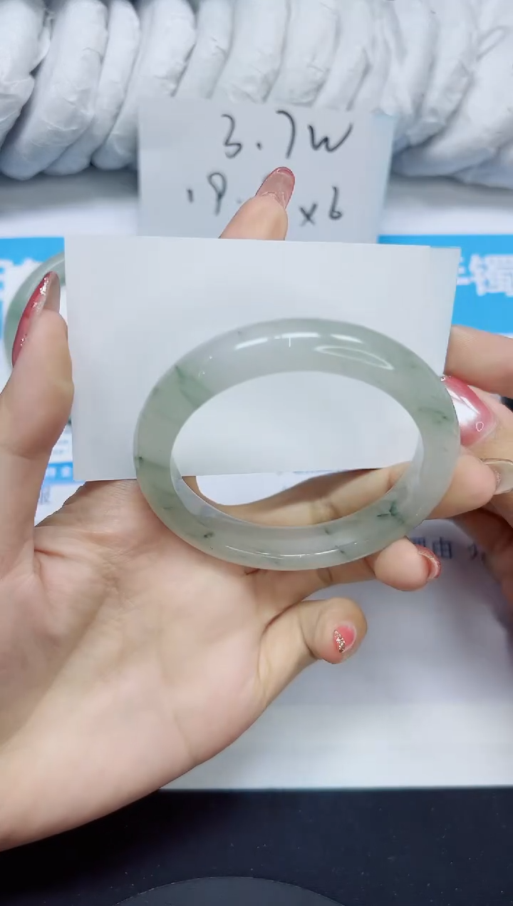 石英质玉手镯未镶嵌299/53