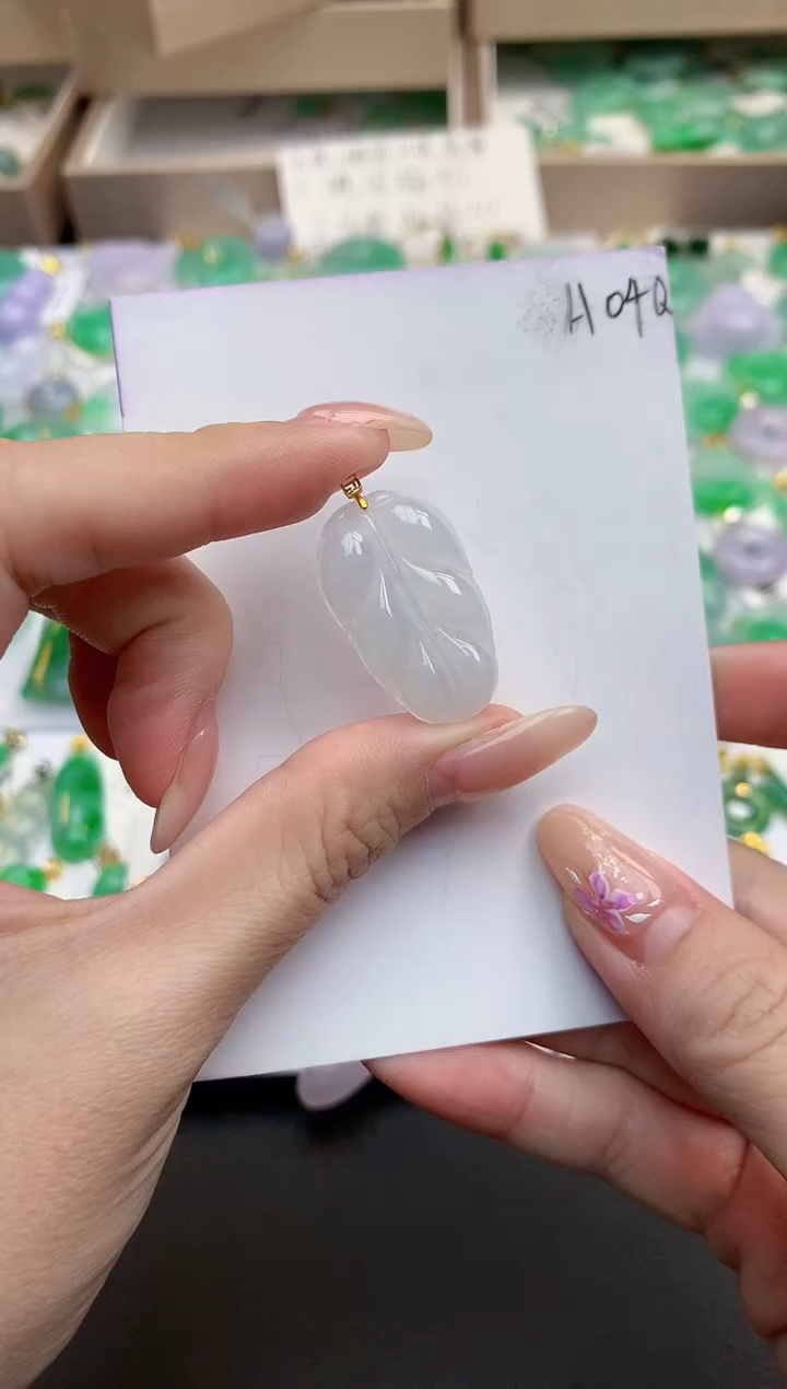 颈饰18K金镶嵌翡翠天然缅甸A货翡翠