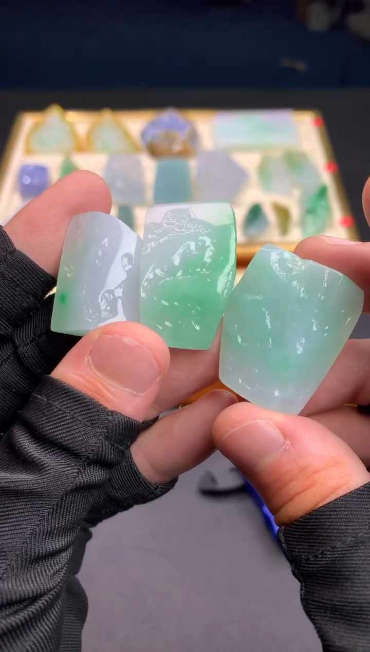 【闪购商品】定制翡翠未镶嵌一手三个