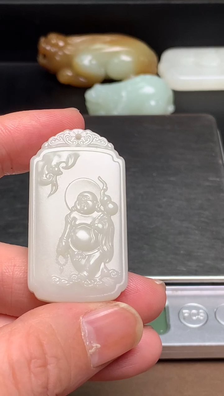 颈饰未镶嵌和田玉35