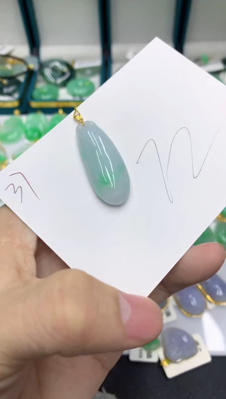 【闪购商品】翡翠颈饰18K金镶嵌号链接11111