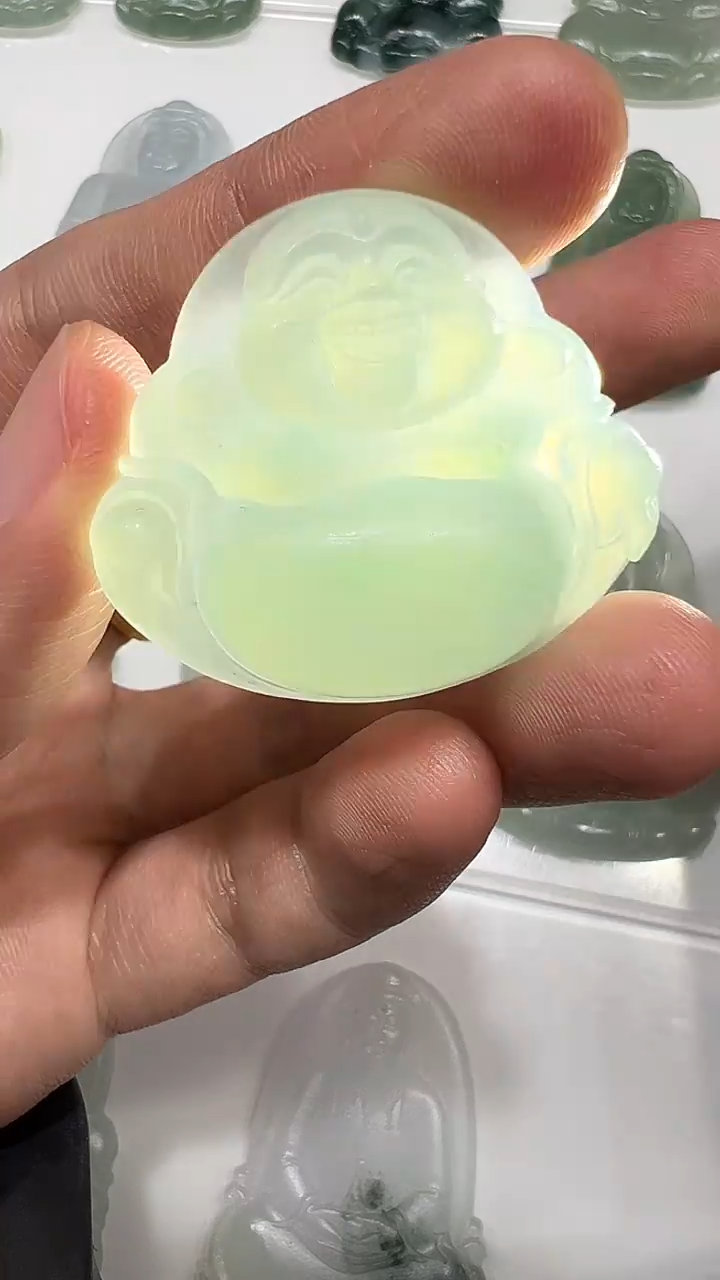 定制翡翠未镶嵌佛公