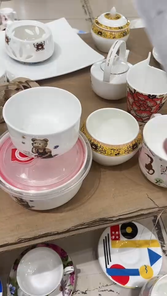 骨瓷2套保鲜碗隆达骨瓷