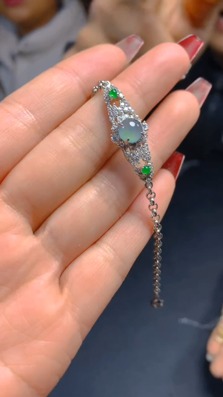 【闪购商品】翡翠手链未镶嵌0531704027多样性发一