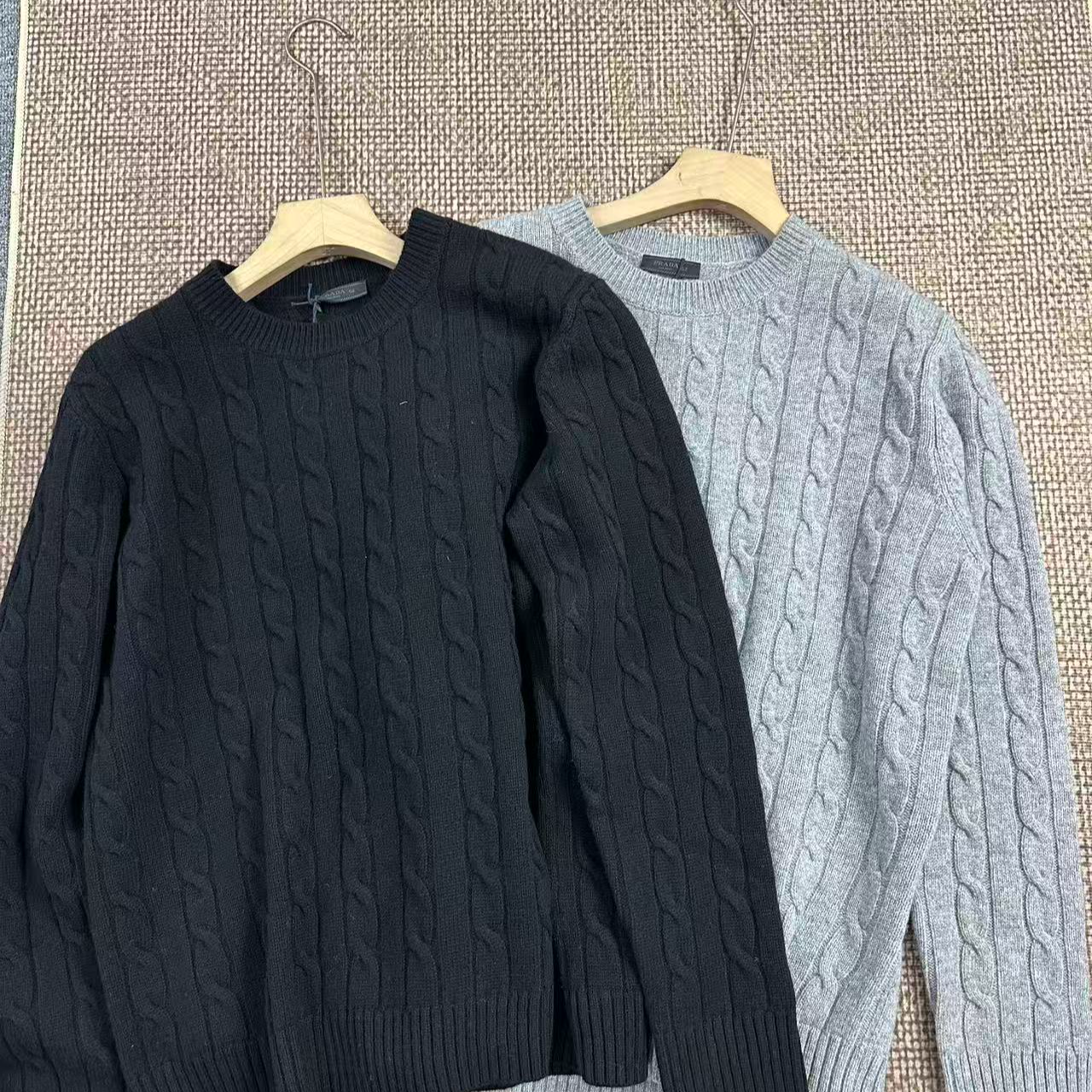 普普通通山羊绒针织麻花男士毛衣