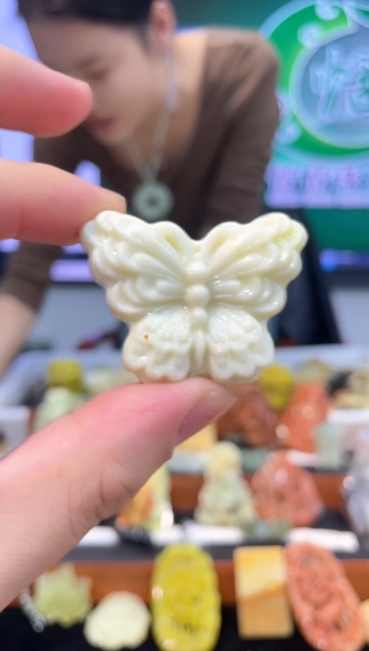 【闪购商品】岫玉吊坠未镶嵌·多样性发货*拍一发一