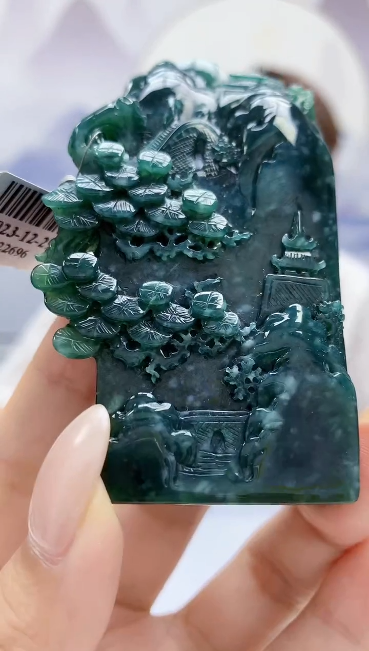 未镶嵌定制翡翠4868xx-毛货挂件45