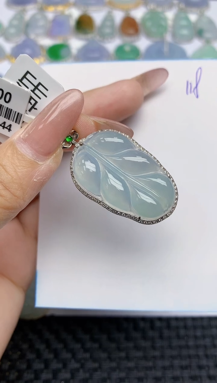 【闪购商品】翡翠颈饰18K金镶嵌天然A货翡翠 118