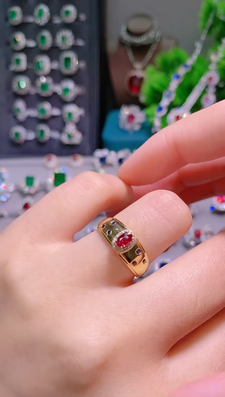 18K金镶嵌18K金戒指红宝石.