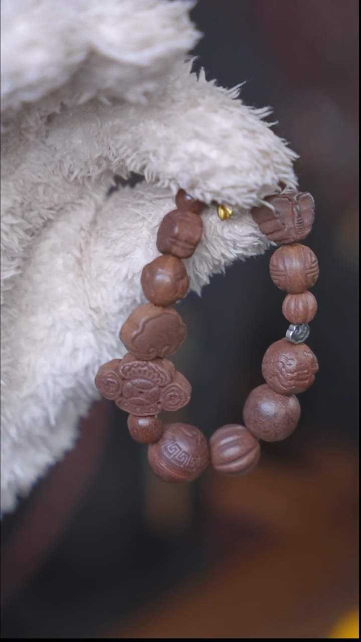 【闪购商品】泥塑龙涎念慈小多宝单圈手串