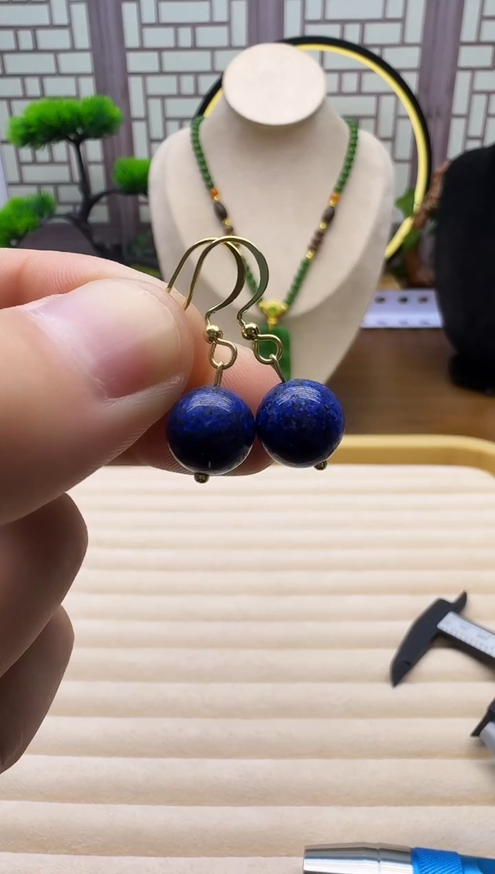 14K金镶嵌青金石耳饰E86      