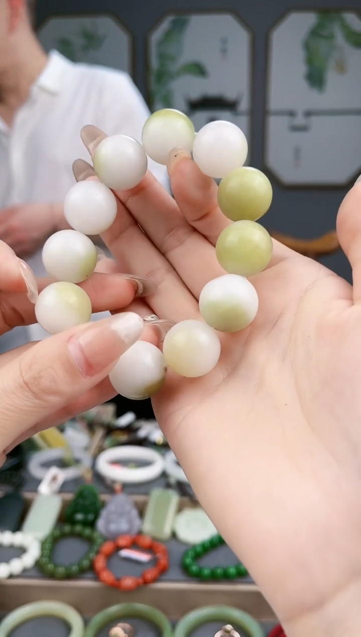 【闪购商品】石英质玉颈饰未镶嵌AA多样性发货 拍一发一1.8