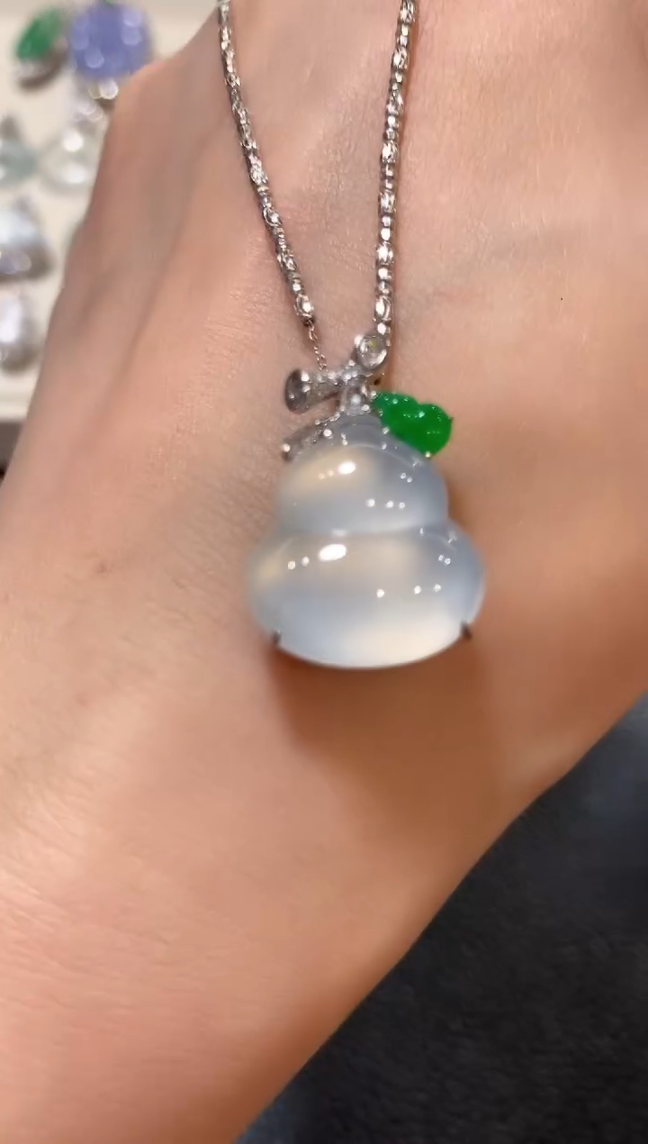 吊坠(不含链)18K金镶嵌翡翠n53  