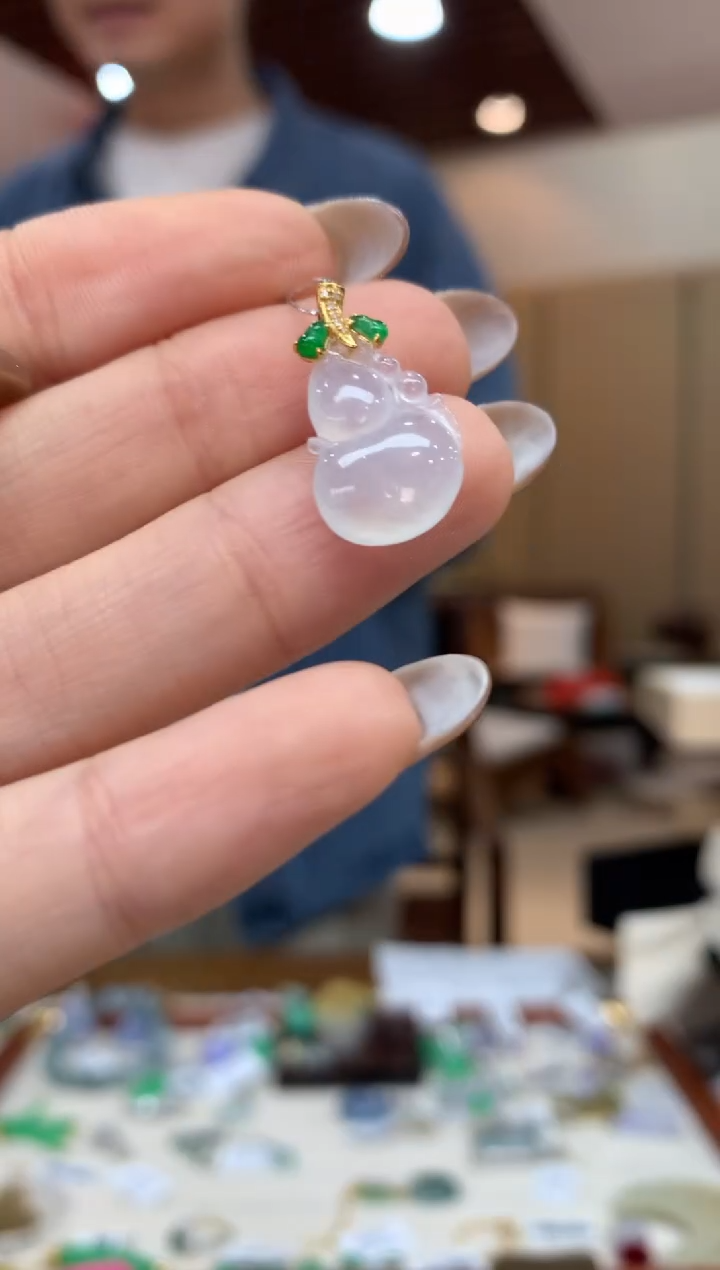 吊坠(不含链)18K金镶嵌翡翠葫芦