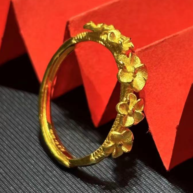 Chow Tai Seng/周大生桃之夭夭足金戒指送女友圣诞节礼物