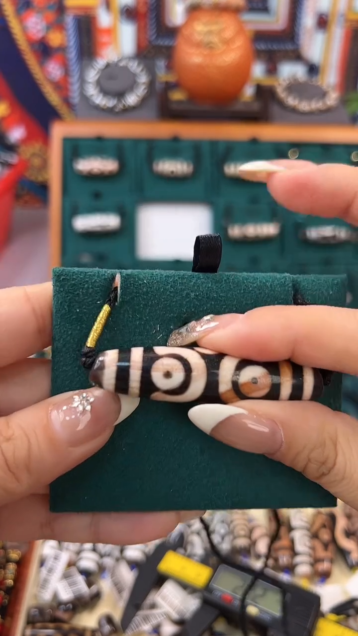 玛瑙/玉髓（覆膜）颈饰合金18