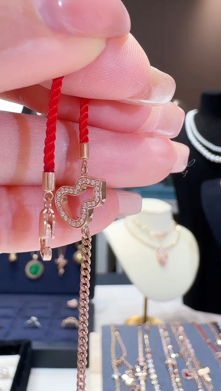 【闪购商品】钻石手链18K金镶嵌双面葫芦红绳手链