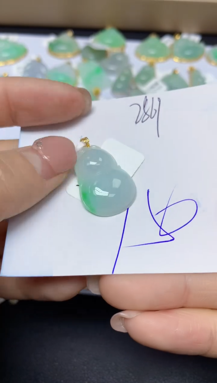 【闪购商品】翡翠挂件18K金镶嵌 天然翡翠A货