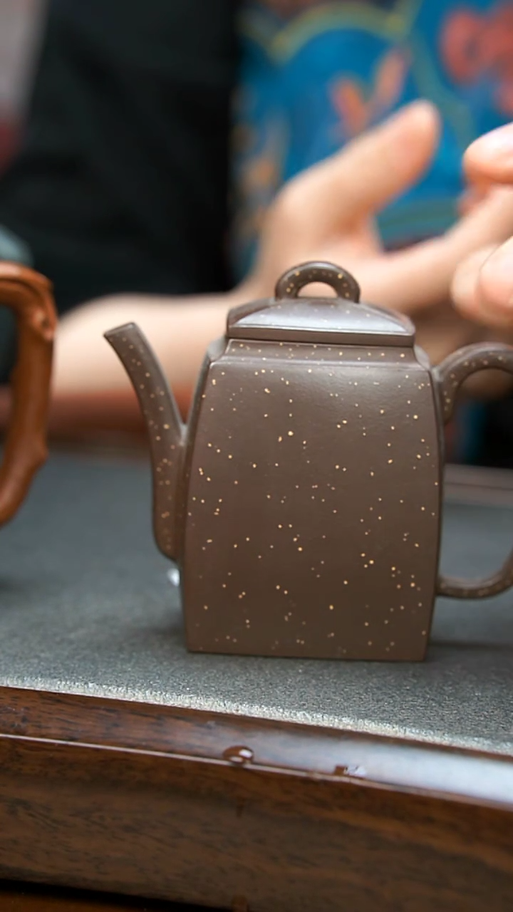 【闪购商品】紫砂茶壶铺沙方壶