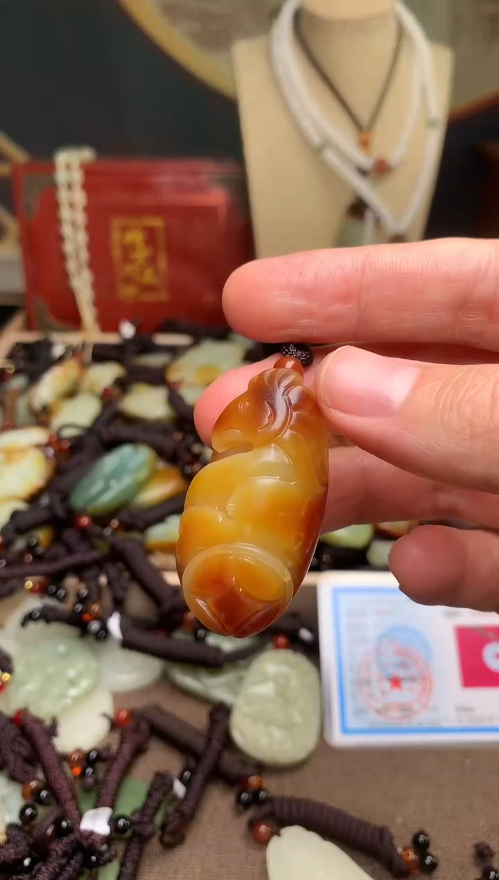 颈饰未镶嵌和田玉新疆料青海料清水和田玉吊坠