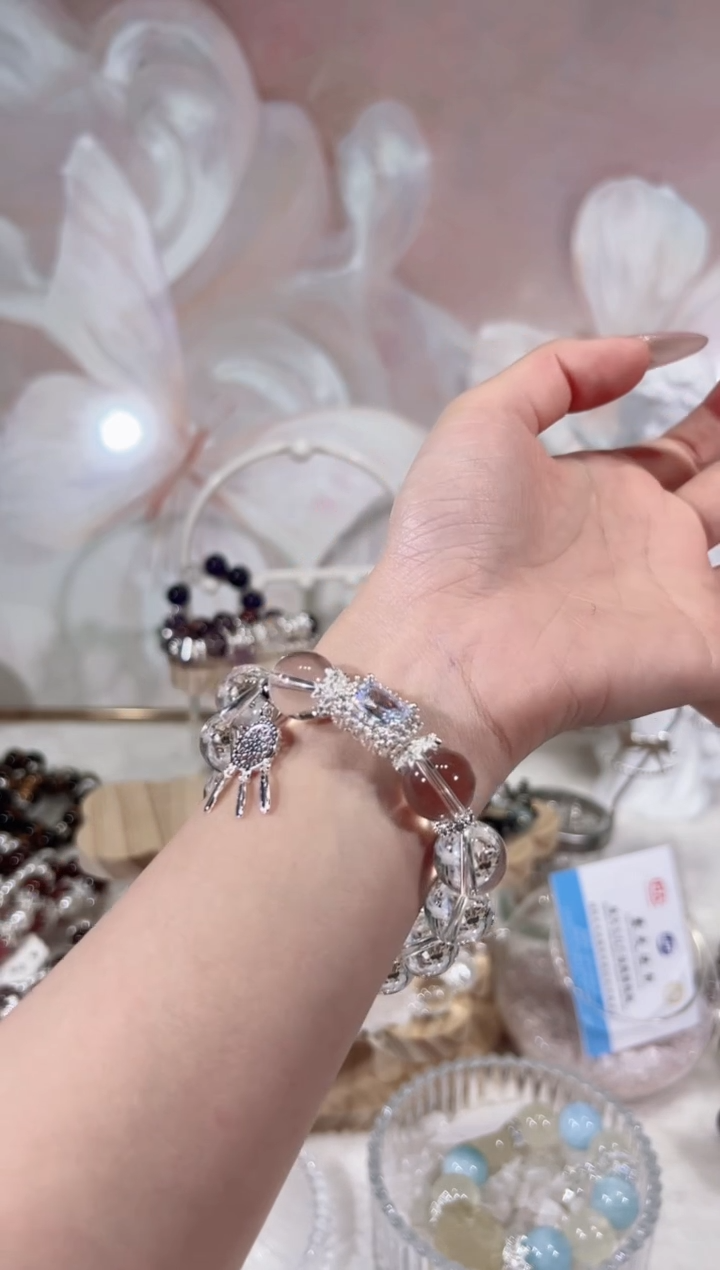 【闪购商品】水晶手链未镶嵌天然水晶默认微瑕 多样性发货发其一