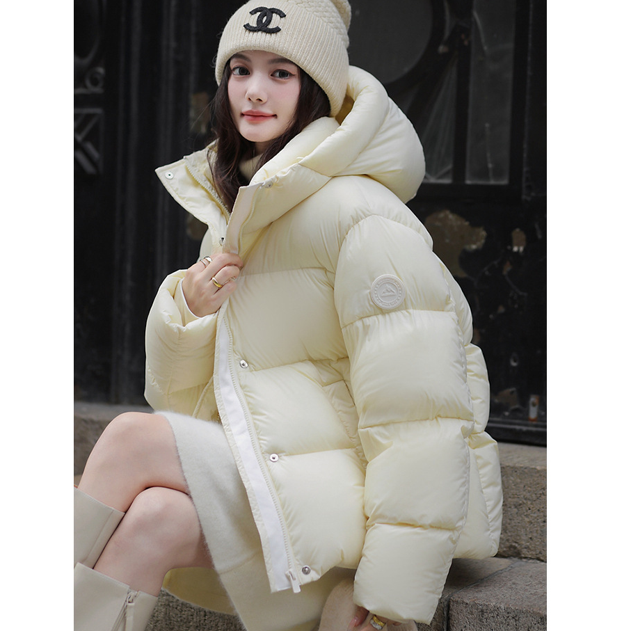 波司登极地极寒联名白鸭绒羽绒服短款女2025新时尚加厚保暖面包服