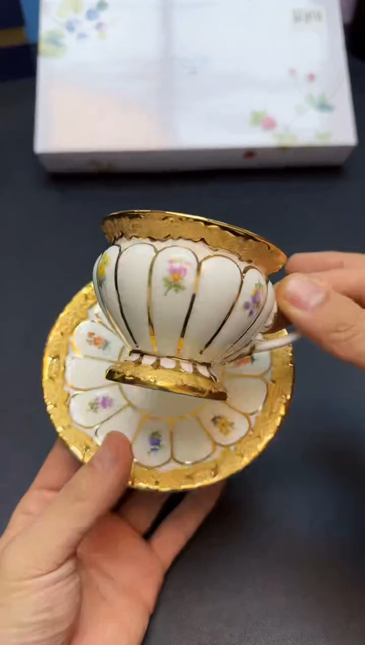 【闪购商品】瓷片全新正品一件不留@@H194