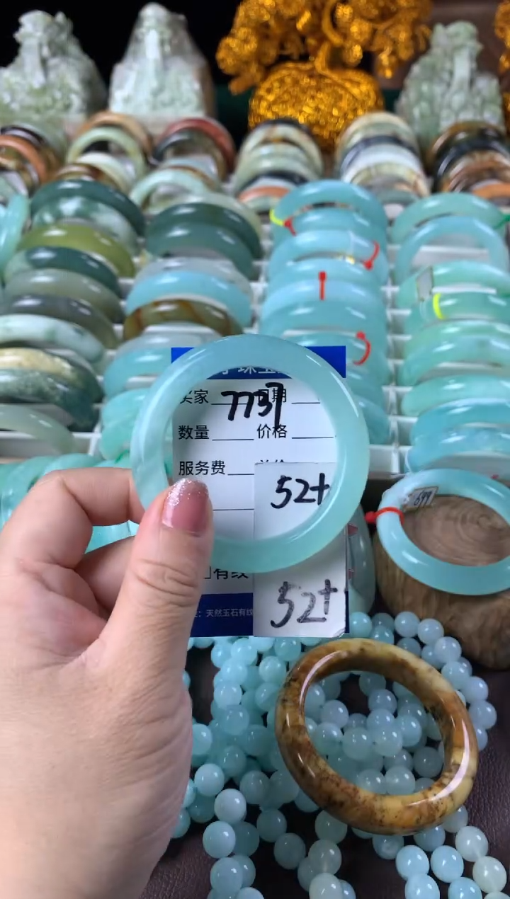 【闪购商品】蛇纹石玉手镯未镶嵌7738