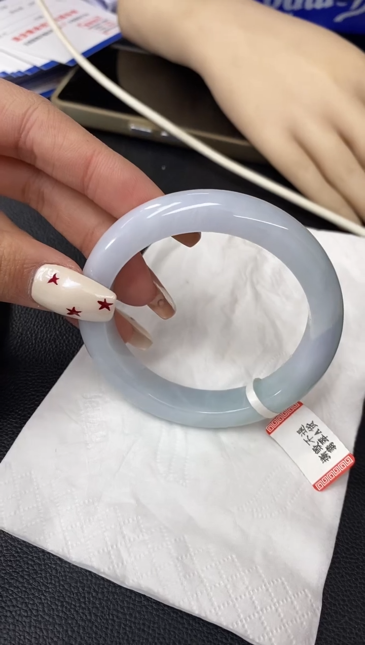 【闪购商品】翡翠手镯未镶嵌翡翠