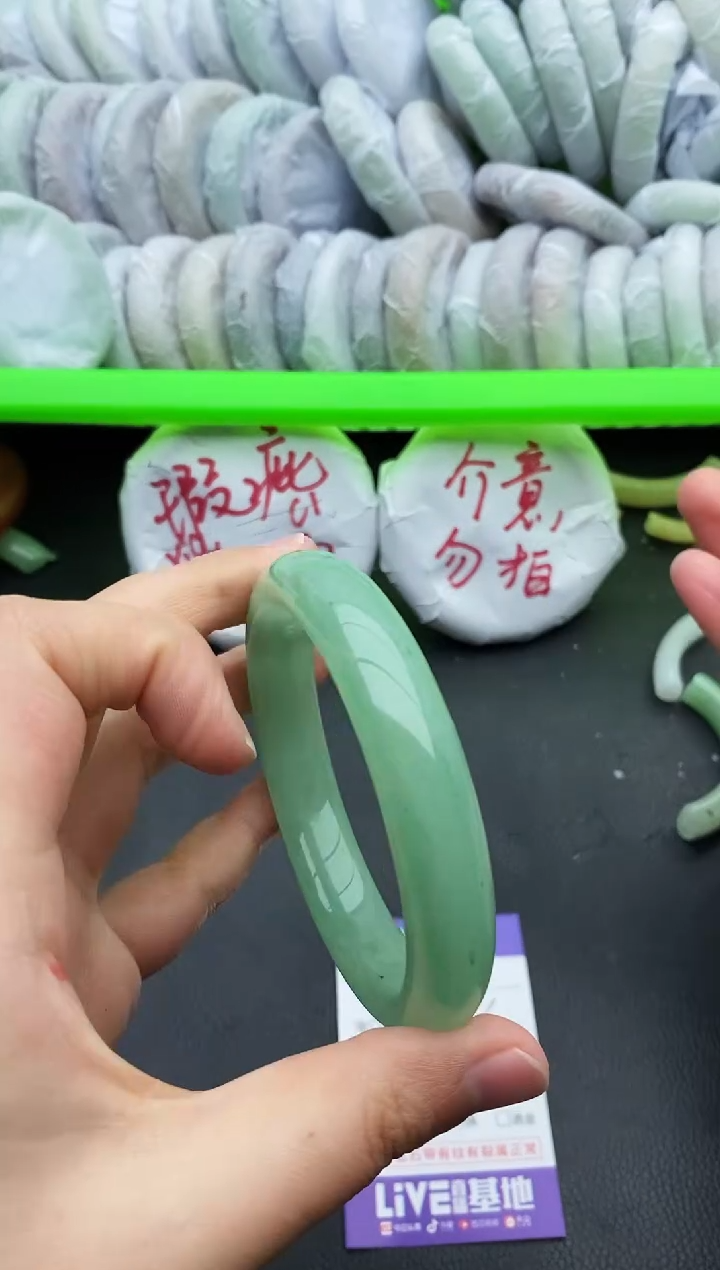 未镶嵌手镯石英质玉瑕疵103+59/60