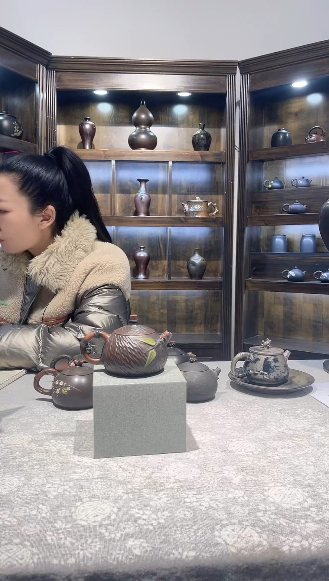 建水紫陶根艺竹叶壶