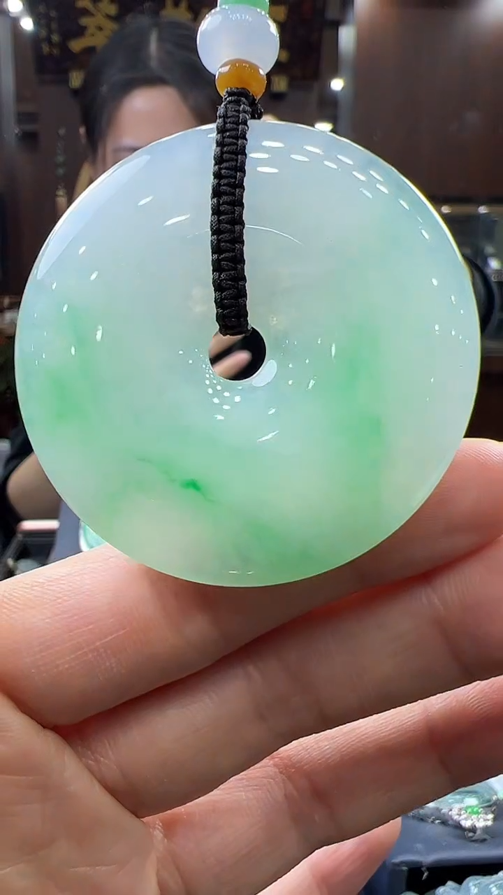 【闪购商品】翡翠挂件未镶嵌平安扣