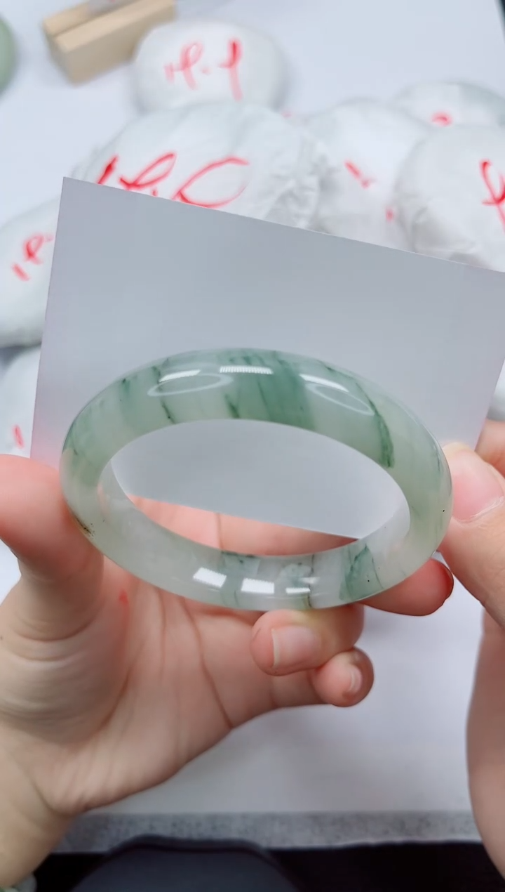 未镶嵌手镯石英质玉125-56/57