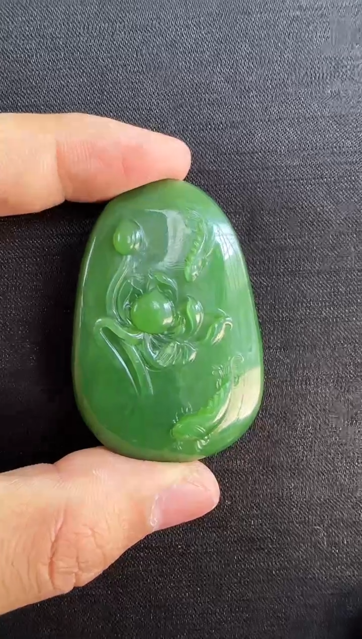 【闪购商品】和田玉（碧玉）吊坠未镶嵌鱼戏莲花 多样性发一