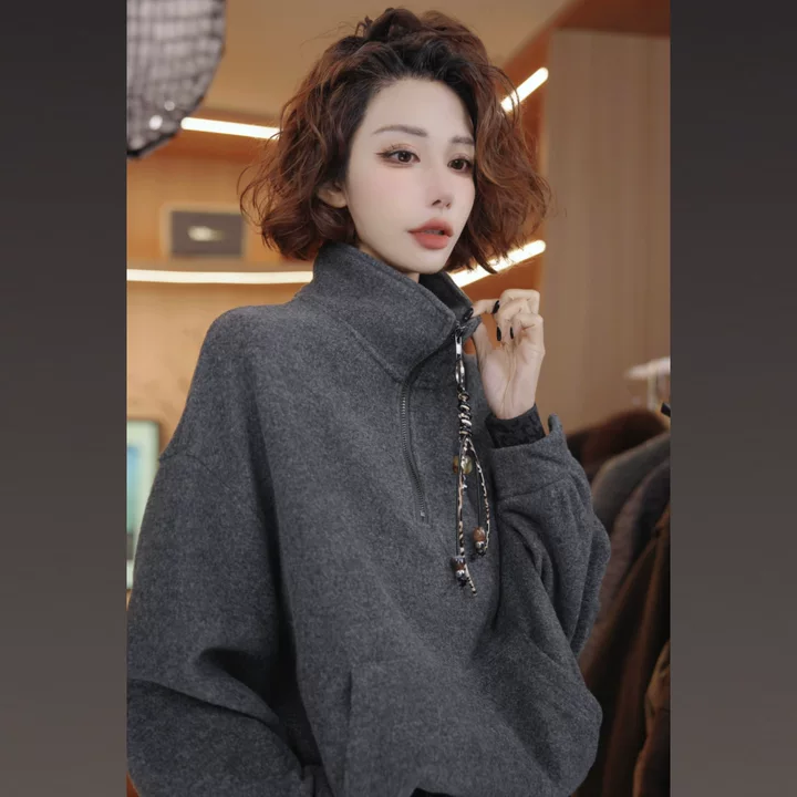 七奈 「灵静」韩系百搭立领半拉链长袖合身卫衣QN13519