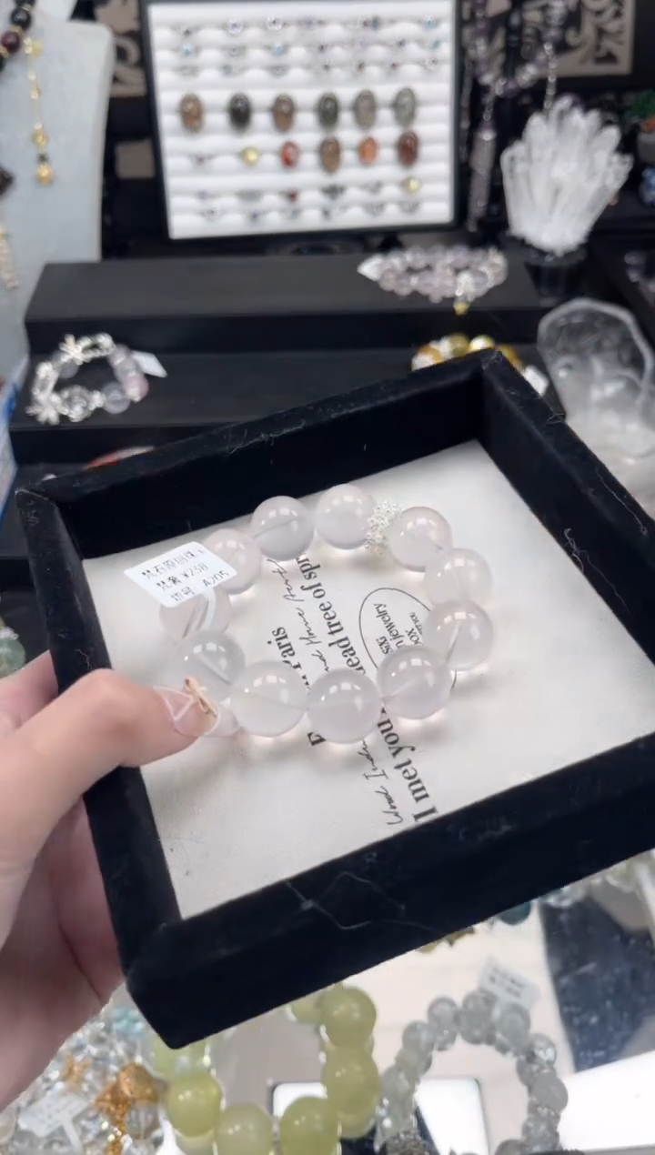 【闪购商品】水晶手链未镶嵌天然水晶 多样性发货